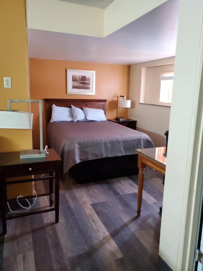 Budget Inn Of ביי סיטי מראה חיצוני תמונה